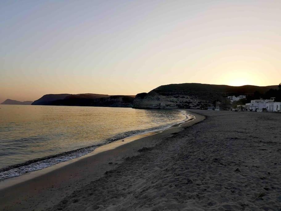 El Playaiso De Aguamarga Apartamento Agua Amarga  Exterior foto